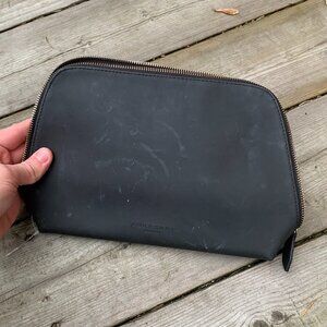 Burberry Beauty Bag Black